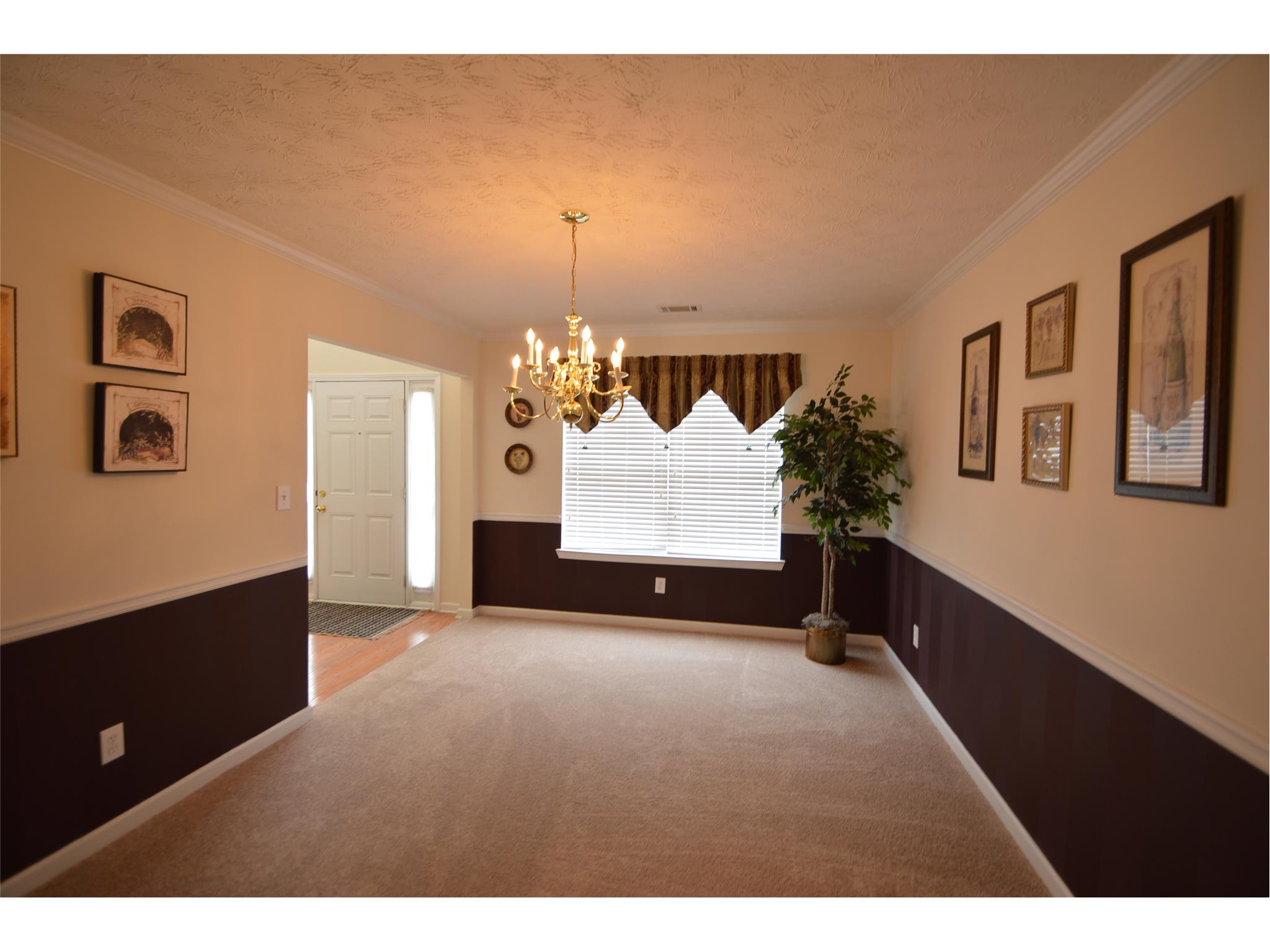 759 Baskins Cir, Winder, GA 30680 photo 3