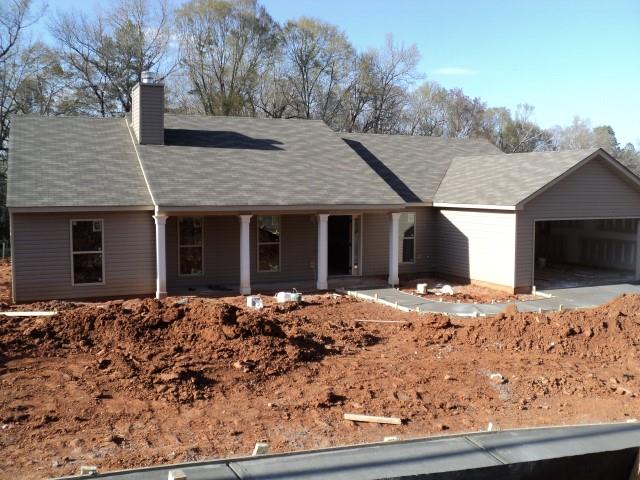 210 Falling Leaf Ln, Winder, GA 30680 photo 1