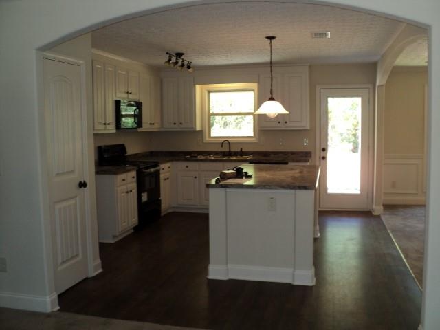 210 Falling Leaf Ln, Winder, GA 30680 photo 16