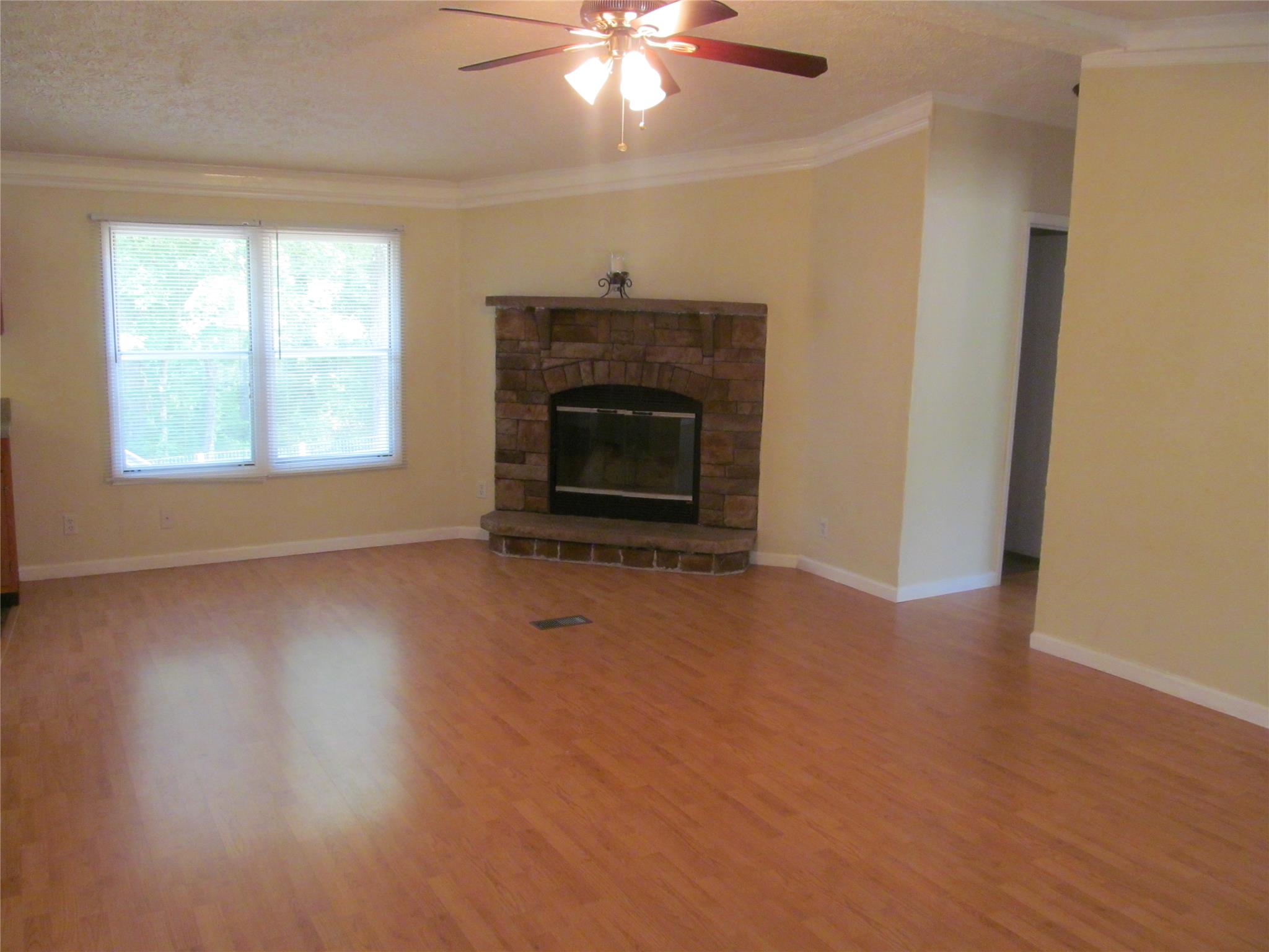 143 Chickasaw Ln, Jackson, GA 30233 photo 5