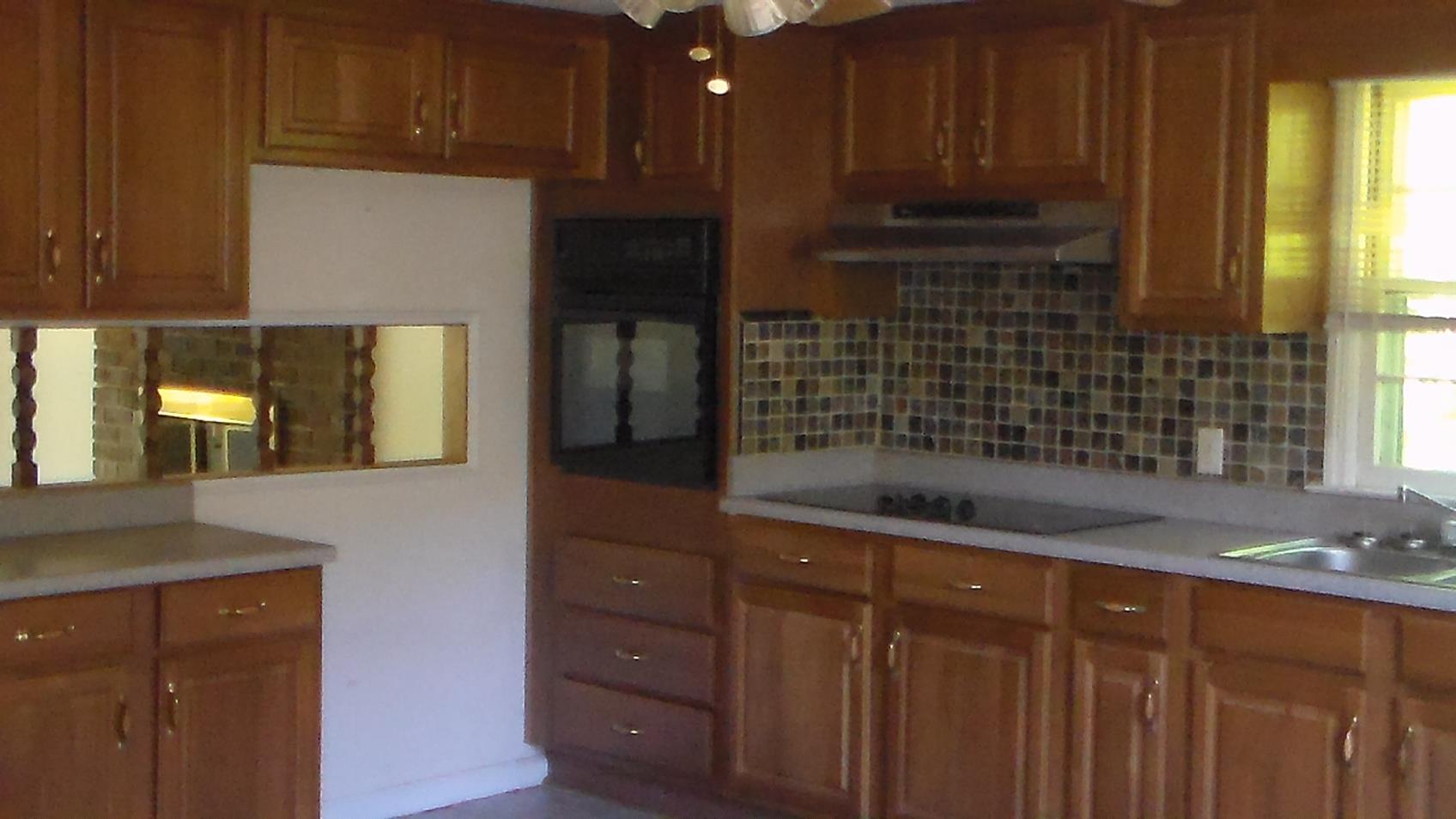 401 Clark Cir, Hull, GA 30646 photo 7