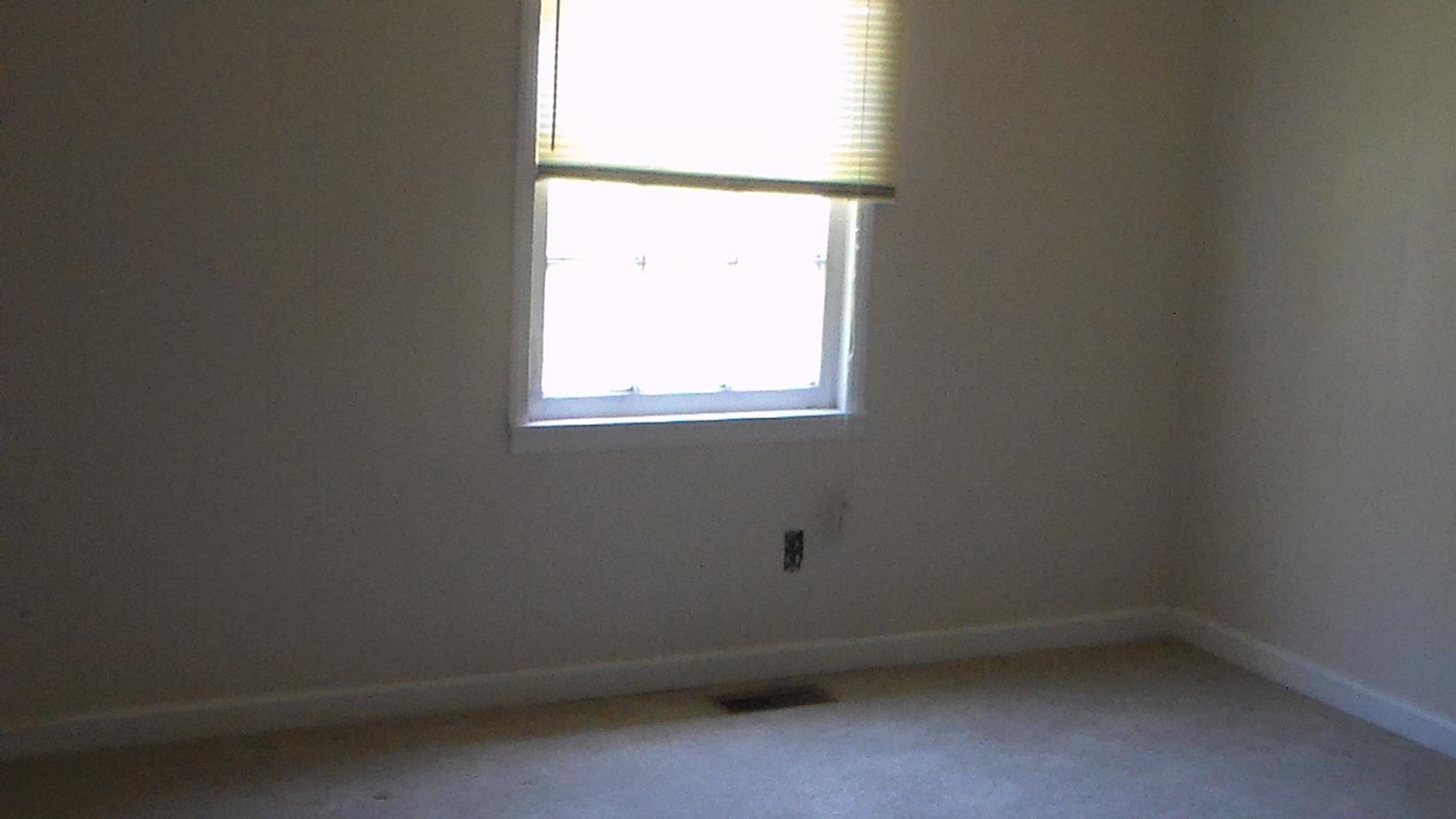 401 Clark Cir, Hull, GA 30646 photo 11