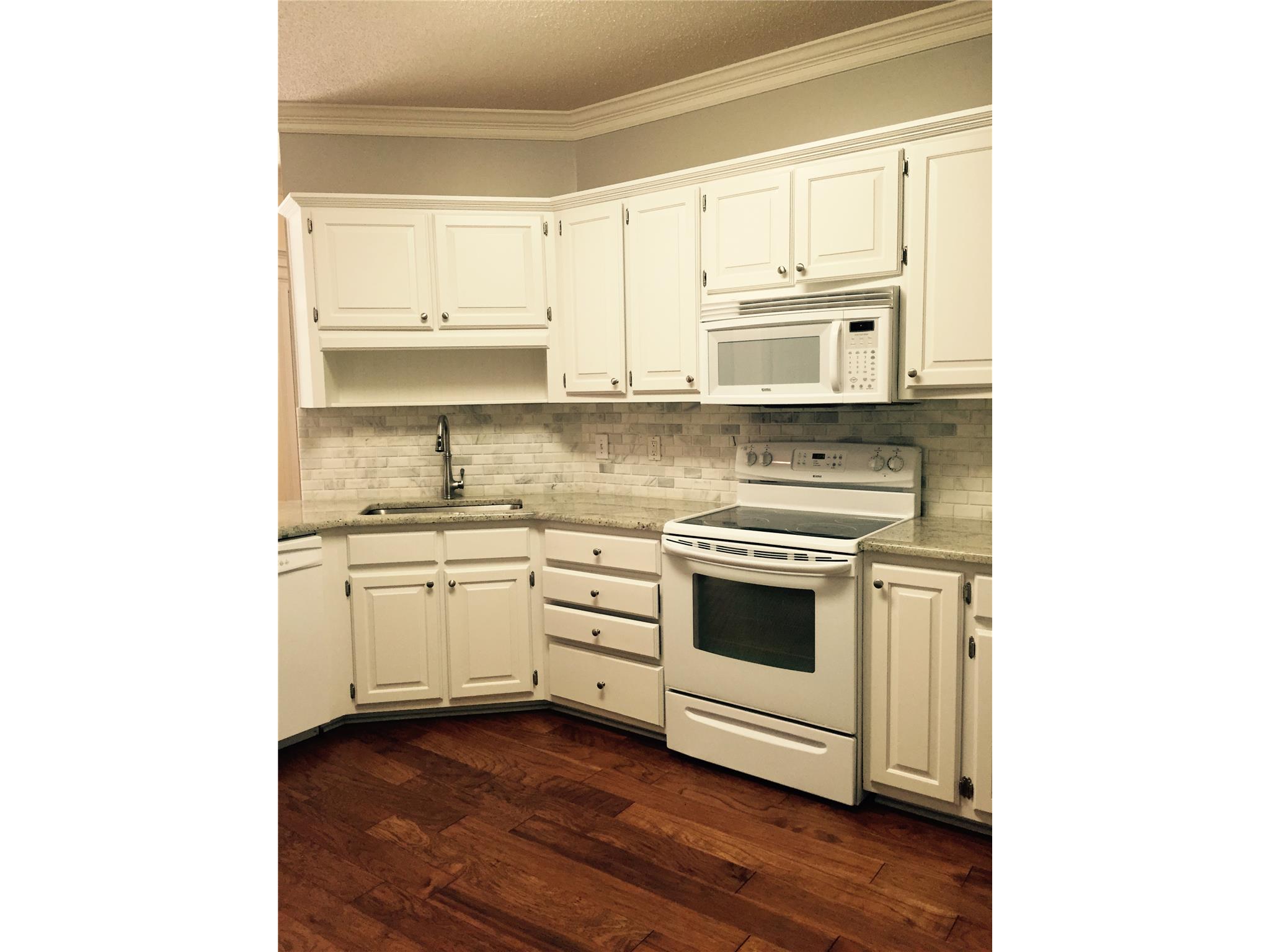 204 Ashford Cir, Lagrange, GA 30240 photo 5