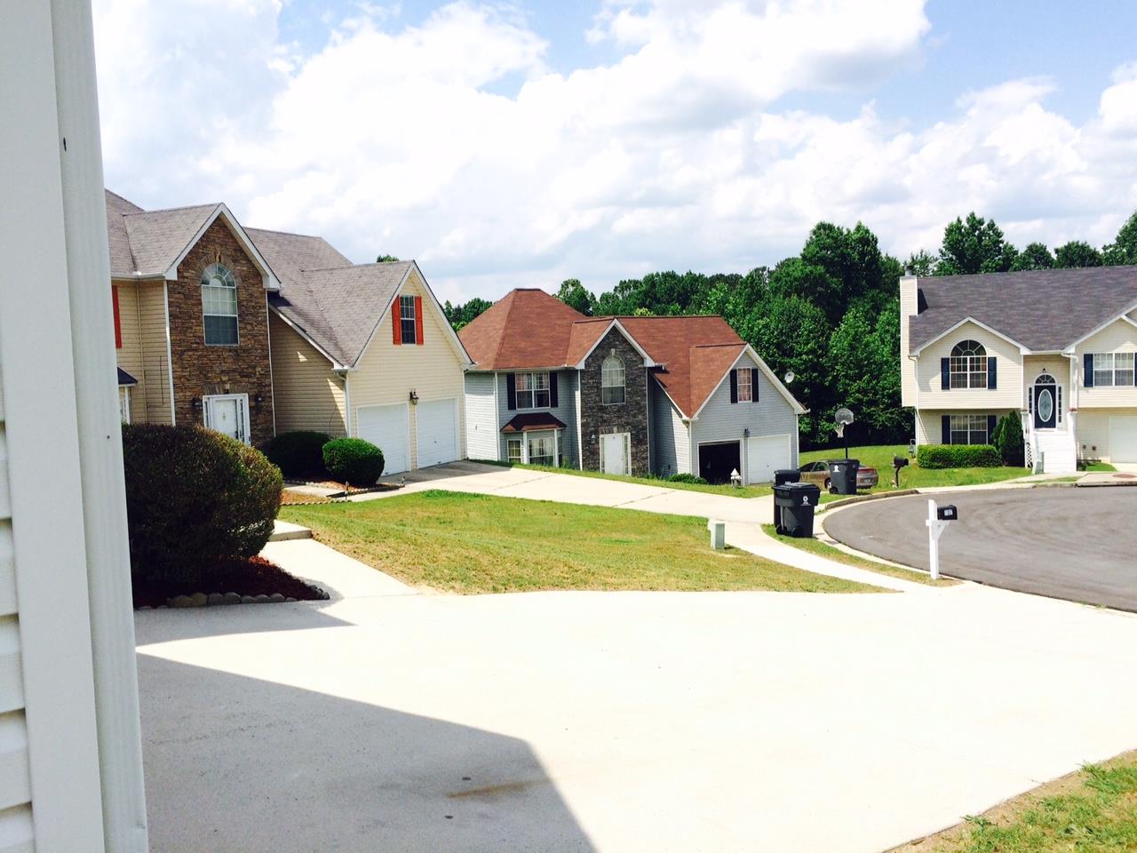 11037 Pebble Ridge Dr, Hampton, GA 30228 photo 3