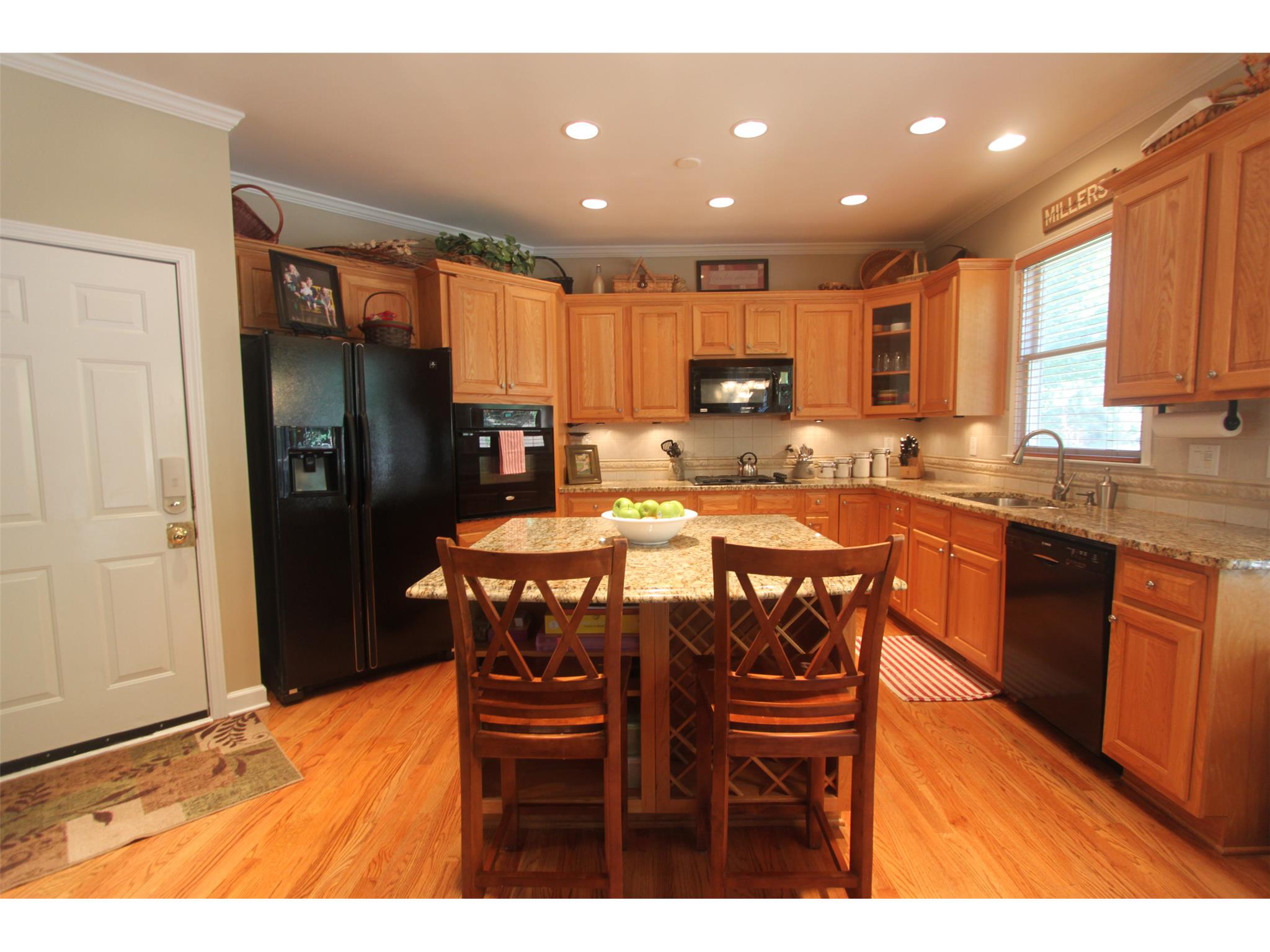 191 Forestview Dr, Suwanee, GA 30024 photo 5