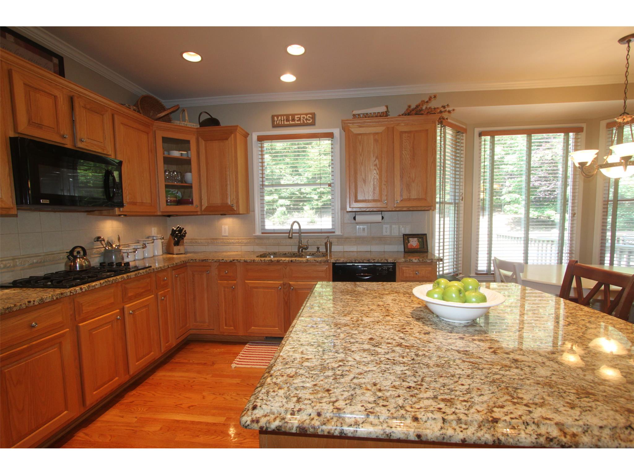 191 Forestview Dr, Suwanee, GA 30024 photo 8