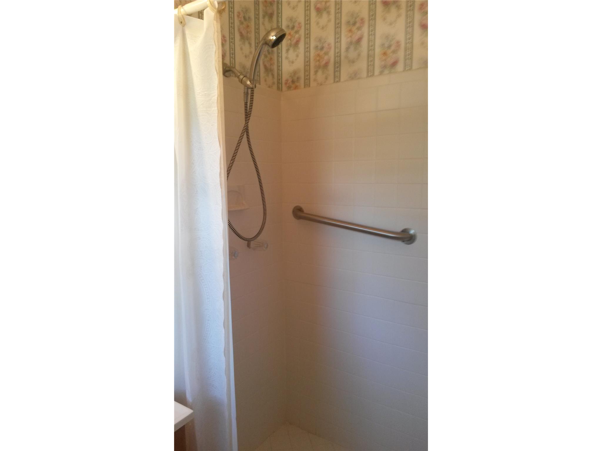 5184 David Cir, Covington, GA 30014 photo 10