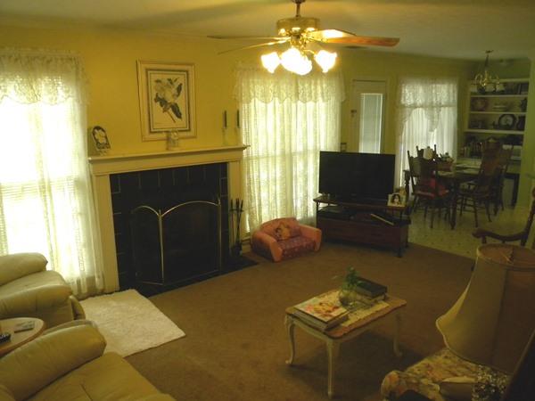 105 Wolverine Ct, Lagrange, GA 30241 photo 3
