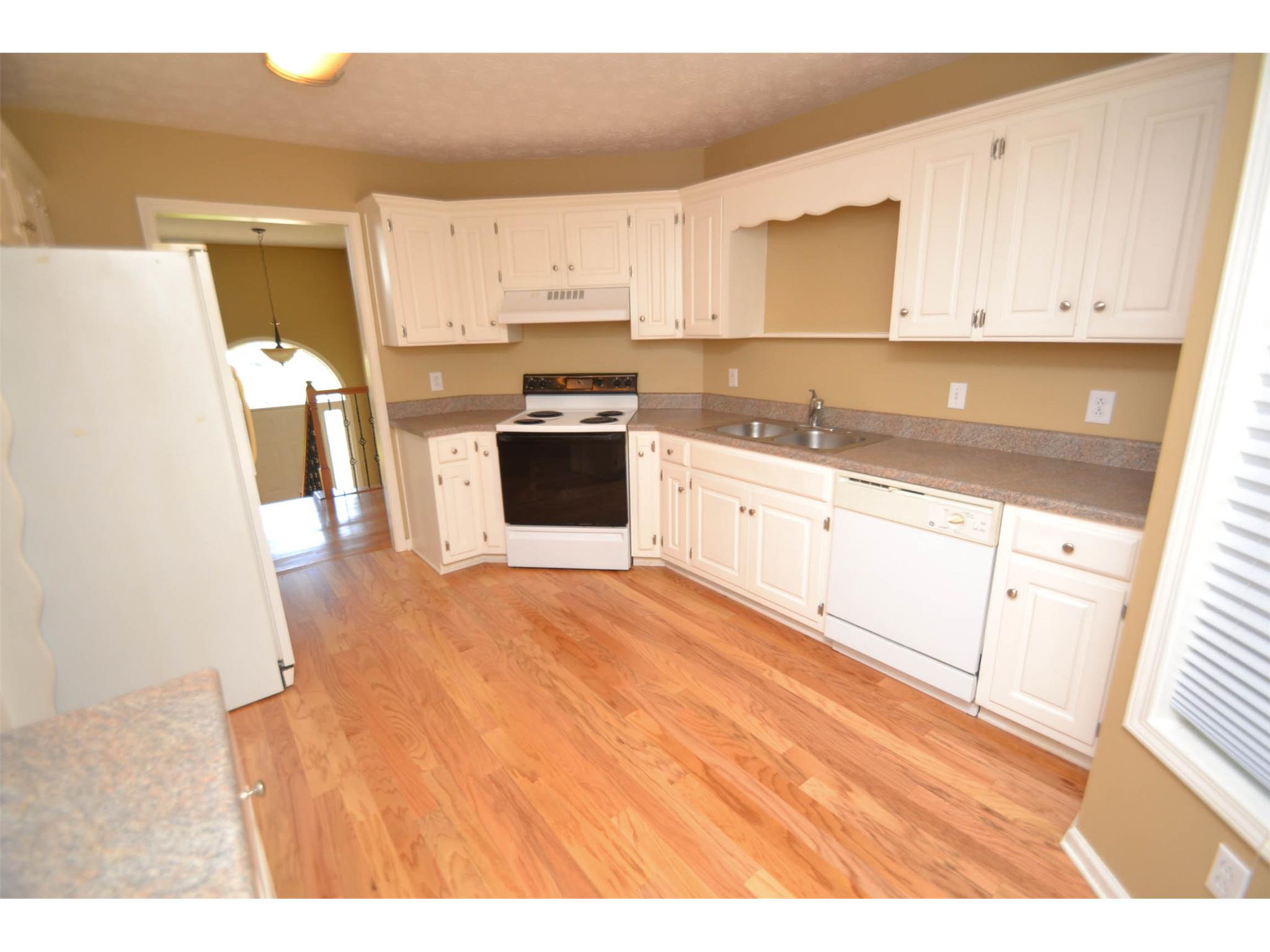 726 Crestview Dr, Bethlehem, GA 30620 photo 5