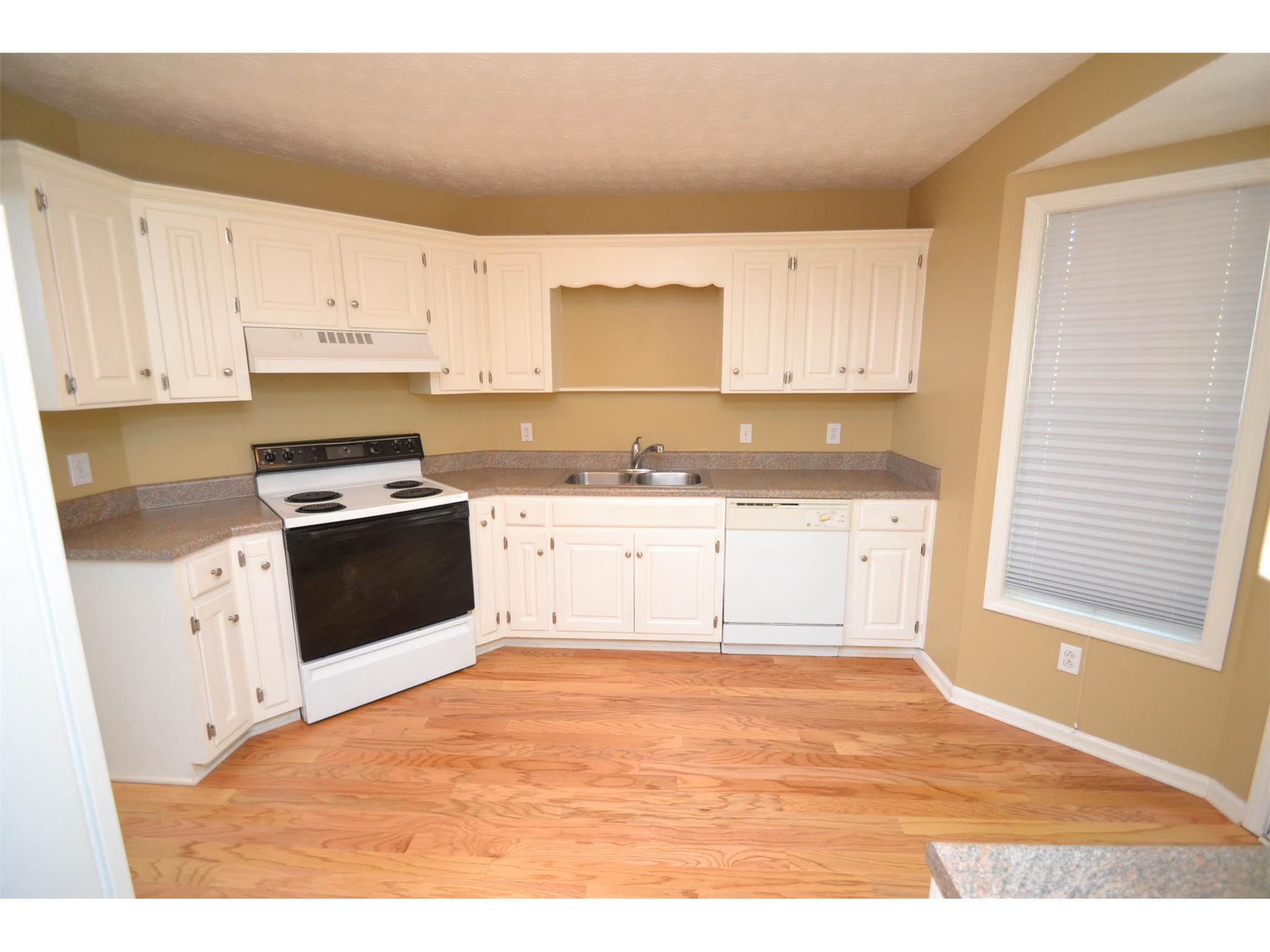 726 Crestview Dr, Bethlehem, GA 30620 photo 6