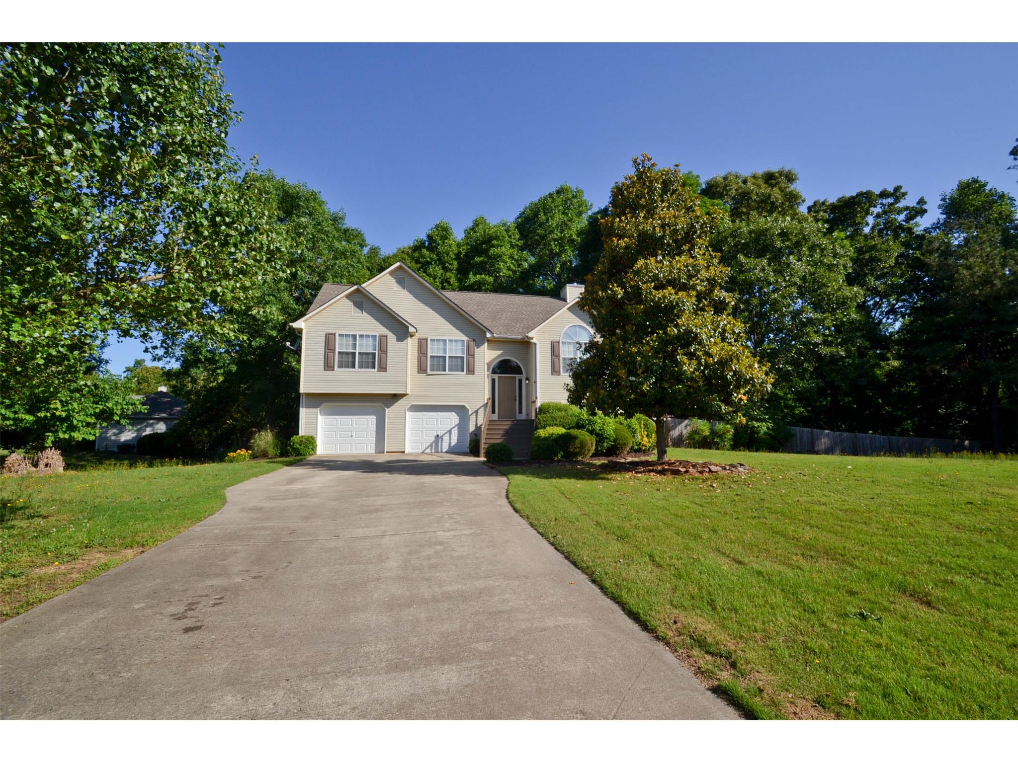 726 Crestview Dr, Bethlehem, GA 30620 photo 1