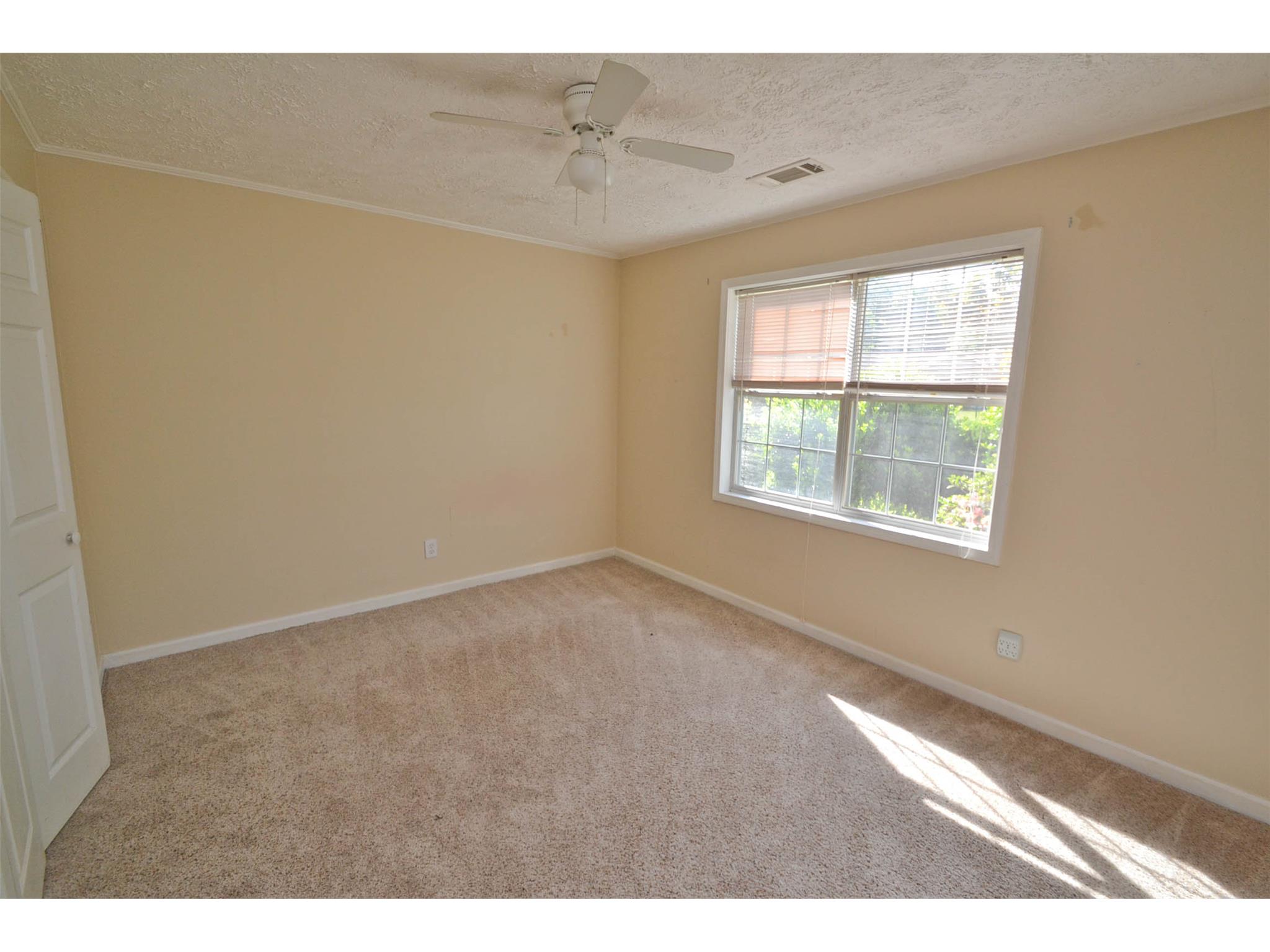 726 Crestview Dr, Bethlehem, GA 30620 photo 20