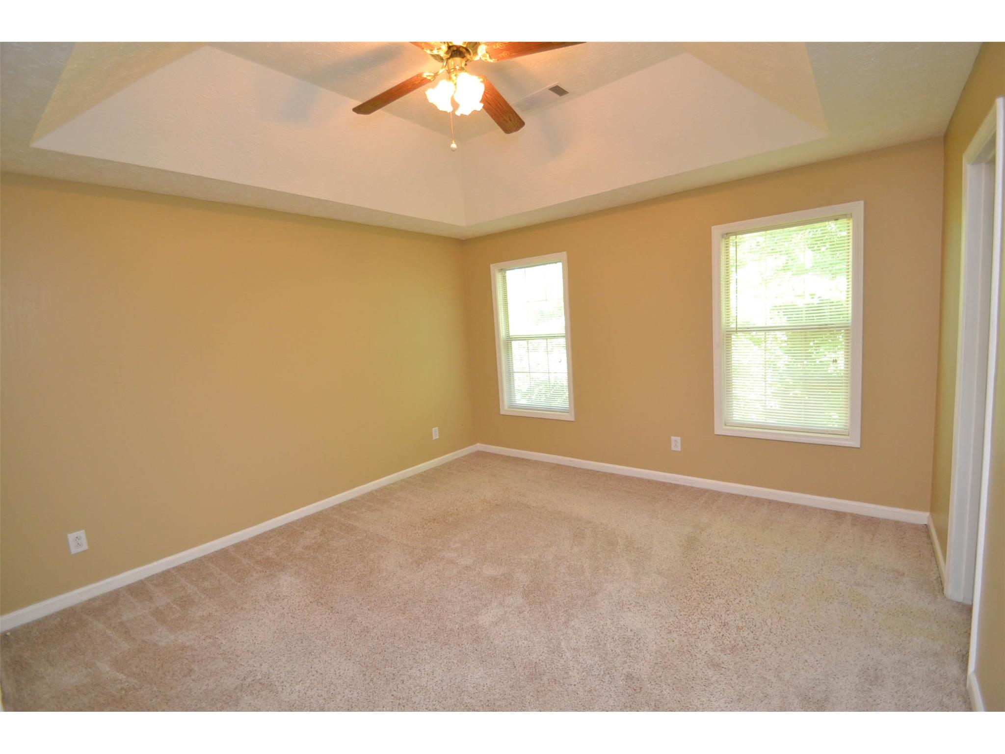 726 Crestview Dr, Bethlehem, GA 30620 photo 4