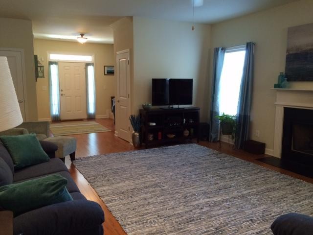 470 Pringle Dr, Suwanee, GA 30024 photo 5