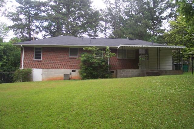 608 Shellnut Dr, Forest Park, GA 30297 photo 3