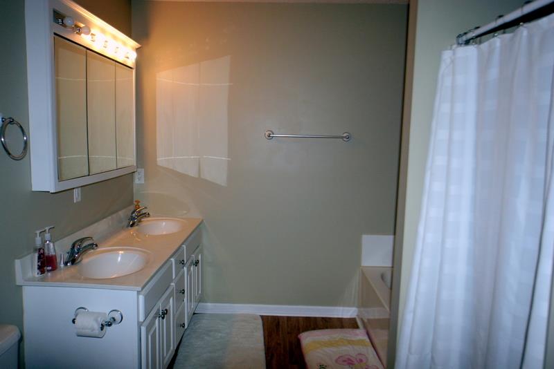 514 Earl Ave, Claxton, GA 30417 photo 10