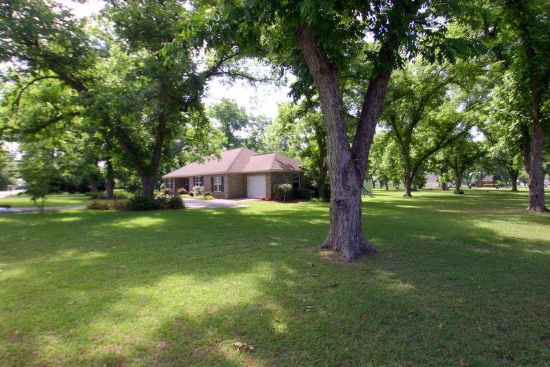 514 Earl Ave, Claxton, GA 30417 photo 16