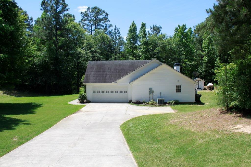 1608 Thompson Mill Rd, Monroe, GA 30655 photo 2