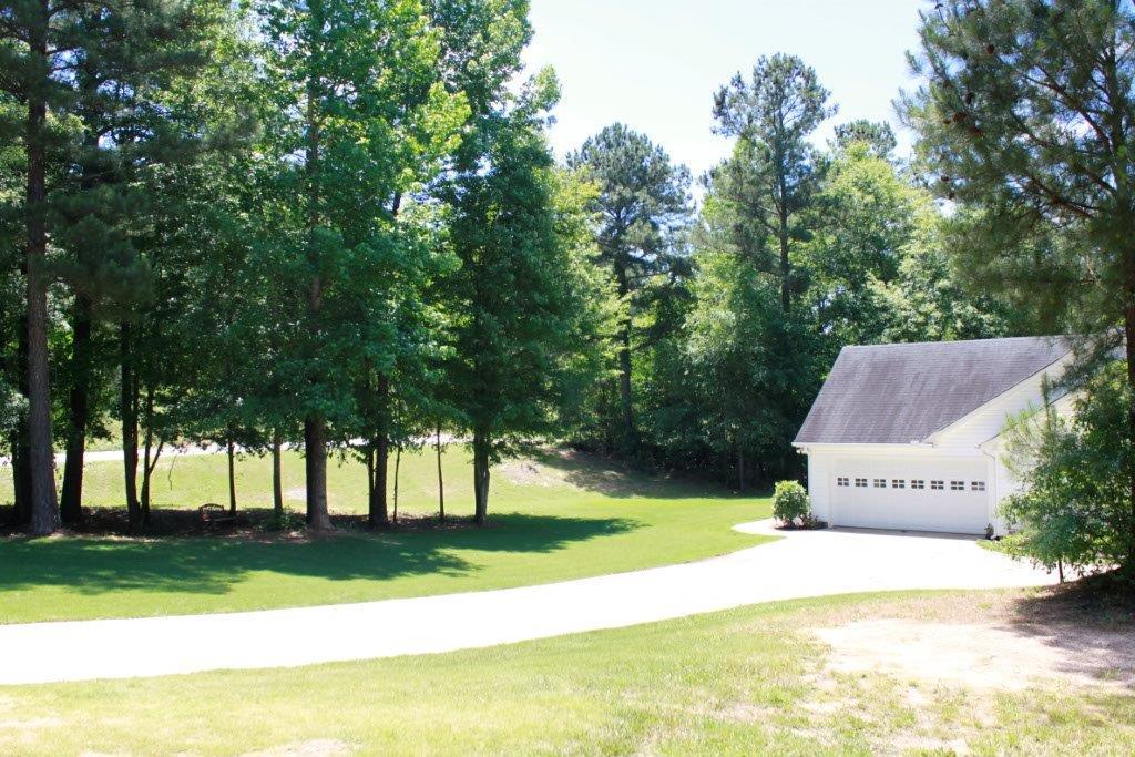 1608 Thompson Mill Rd, Monroe, GA 30655 photo 3