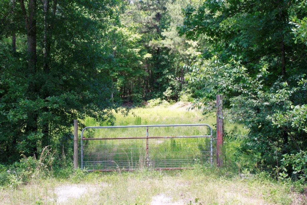 1608 Thompson Mill Rd, Monroe, GA 30655 photo 4
