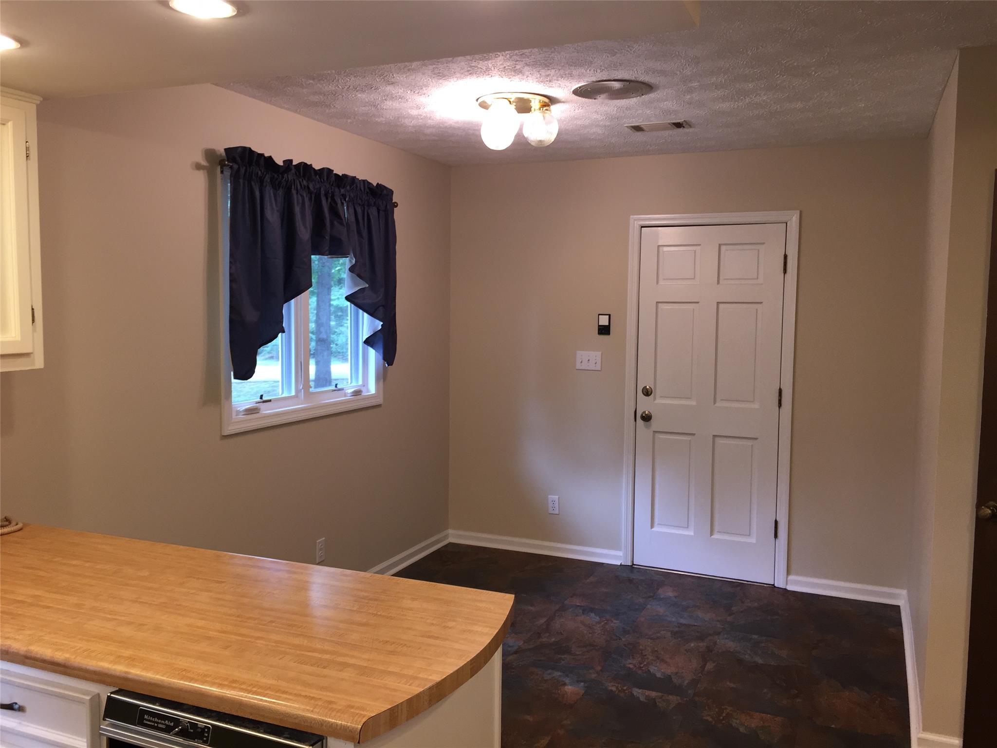 310 Cheyenne Dr, Lagrange, GA 30240 photo 6