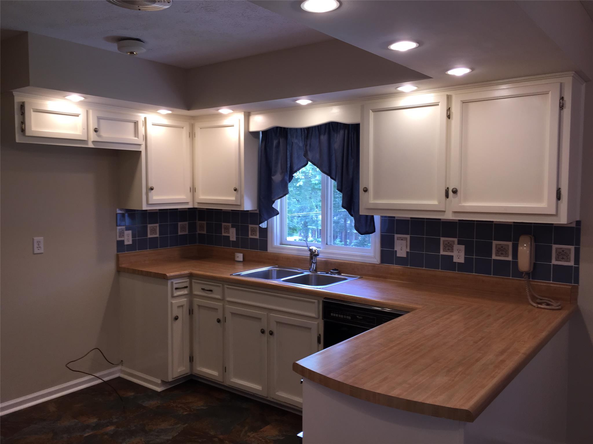 310 Cheyenne Dr, Lagrange, GA 30240 photo 4