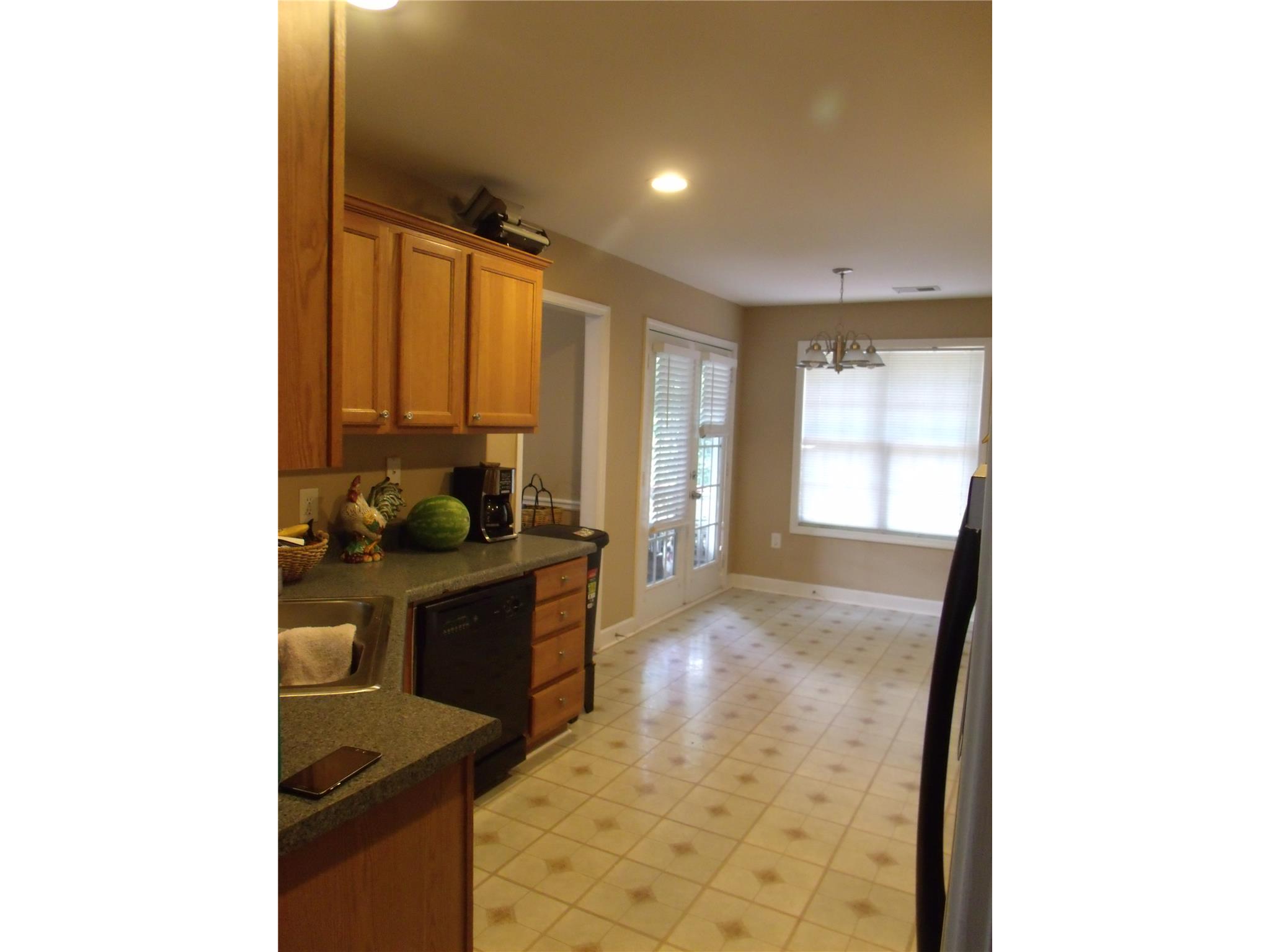 200 Ruby Ln, Commerce, GA 30530 photo 9