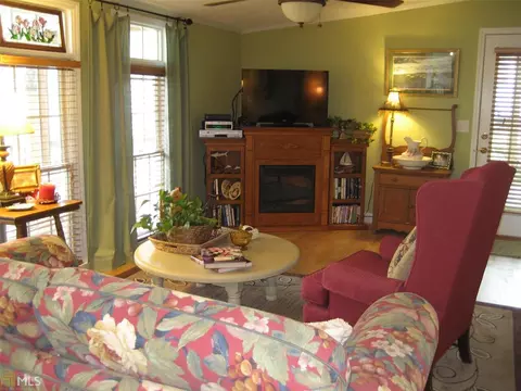 12174 Friendship Loop Dr, Seneca, SC 29678 photo 4