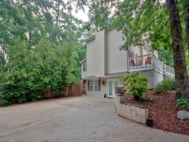 249 E Crestwood Rd, Tyrone, GA 30290 photo 2