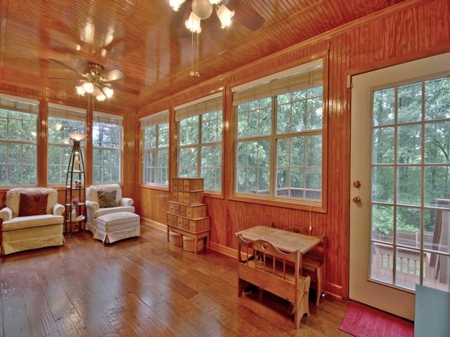 249 E Crestwood Rd, Tyrone, GA 30290 photo 8