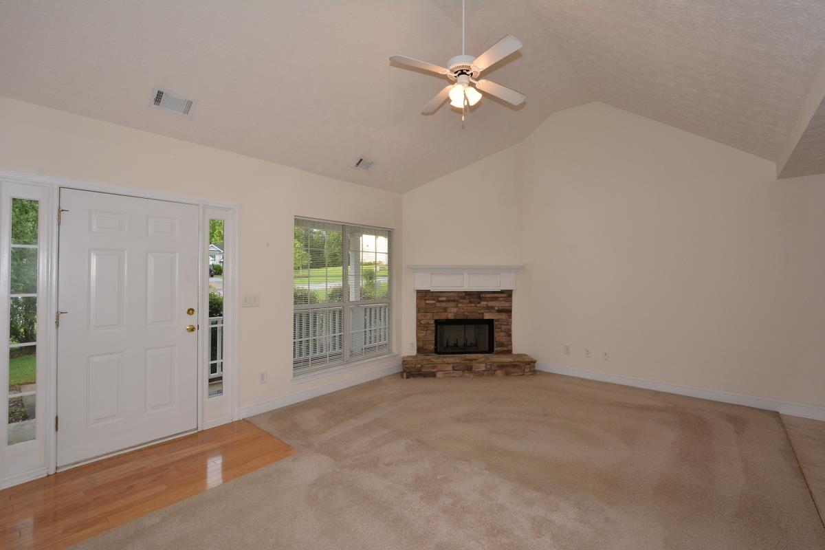 958 Lochwolde Ln, Bethlehem, GA 30620 photo 4