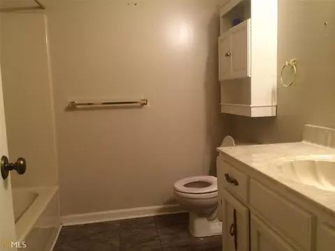 490 Table Mountain Dr, Macon, GA 31220 photo 5