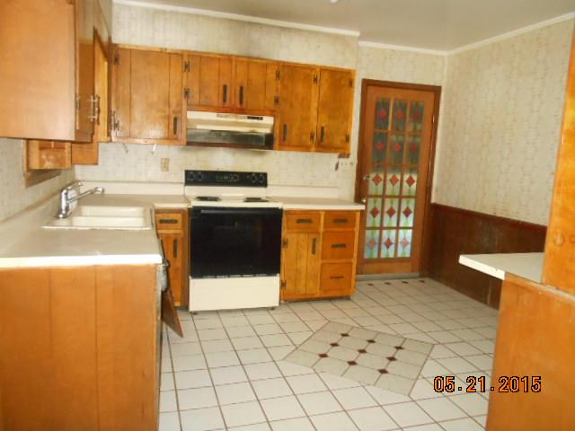 6899 Maddox Rd, Morrow, GA 30260 photo 5