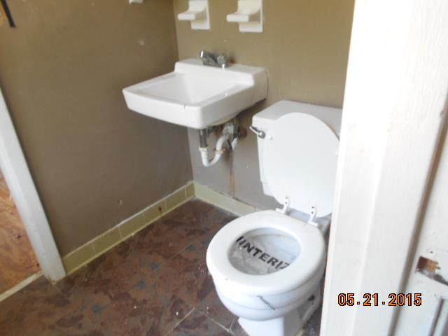 6899 Maddox Rd, Morrow, GA 30260 photo 8