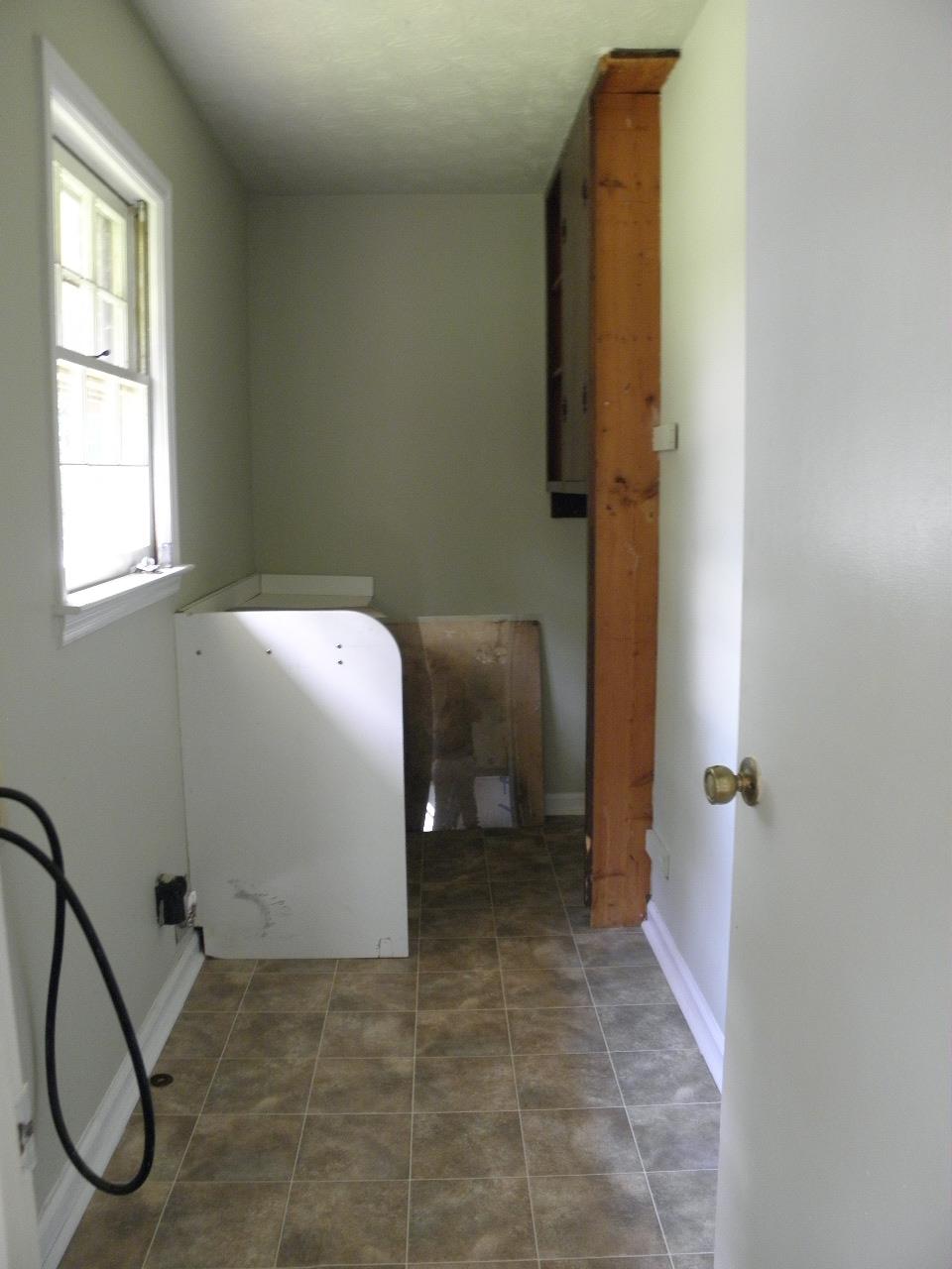 165 Shields St, Winder, GA 30680 photo 5