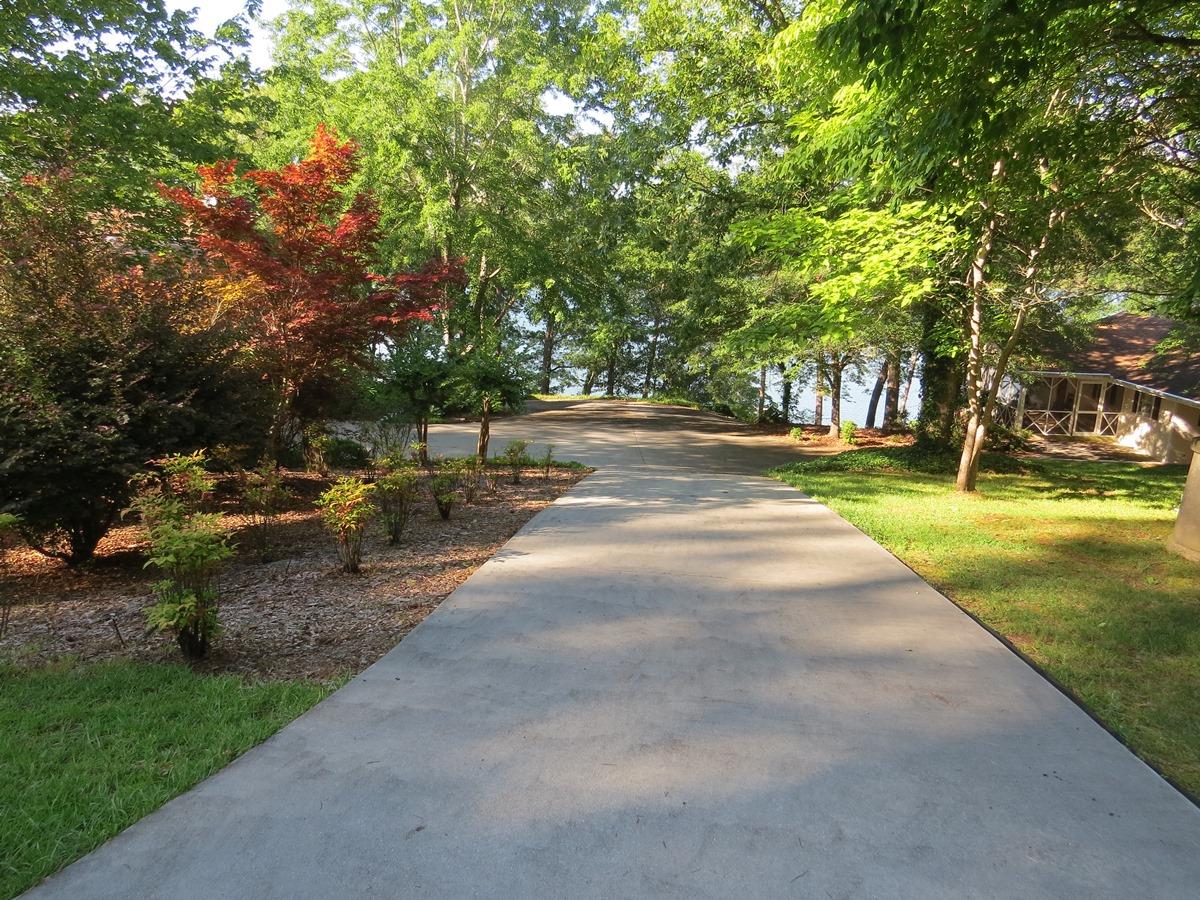 155 Cleveland Dr, Toccoa, GA 30577 photo 7