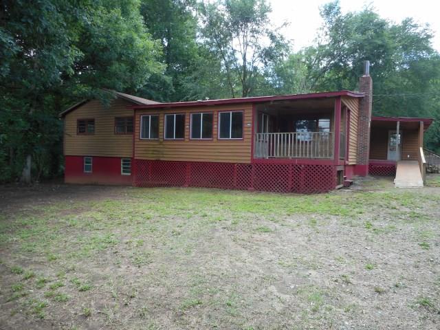 229 Loggins Rd, Commerce, GA 30529 photo 1