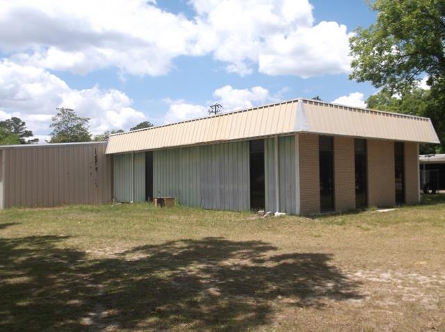 405 S Clark St, Claxton, GA 30417 photo 1