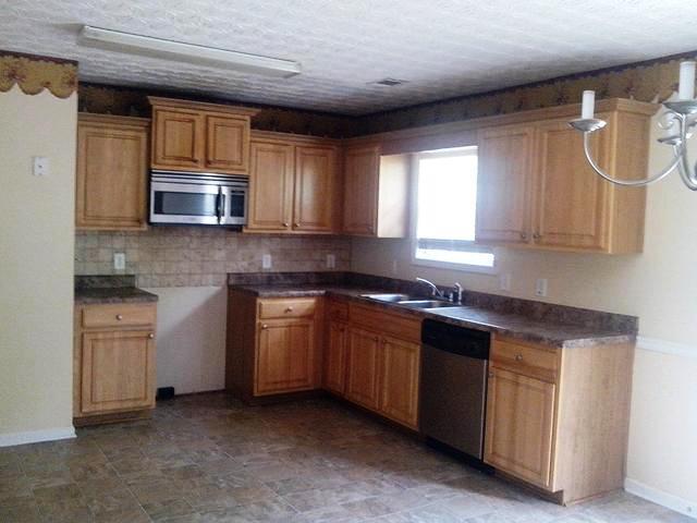 75 Trelawney Dr, Covington, GA 30016 photo 10