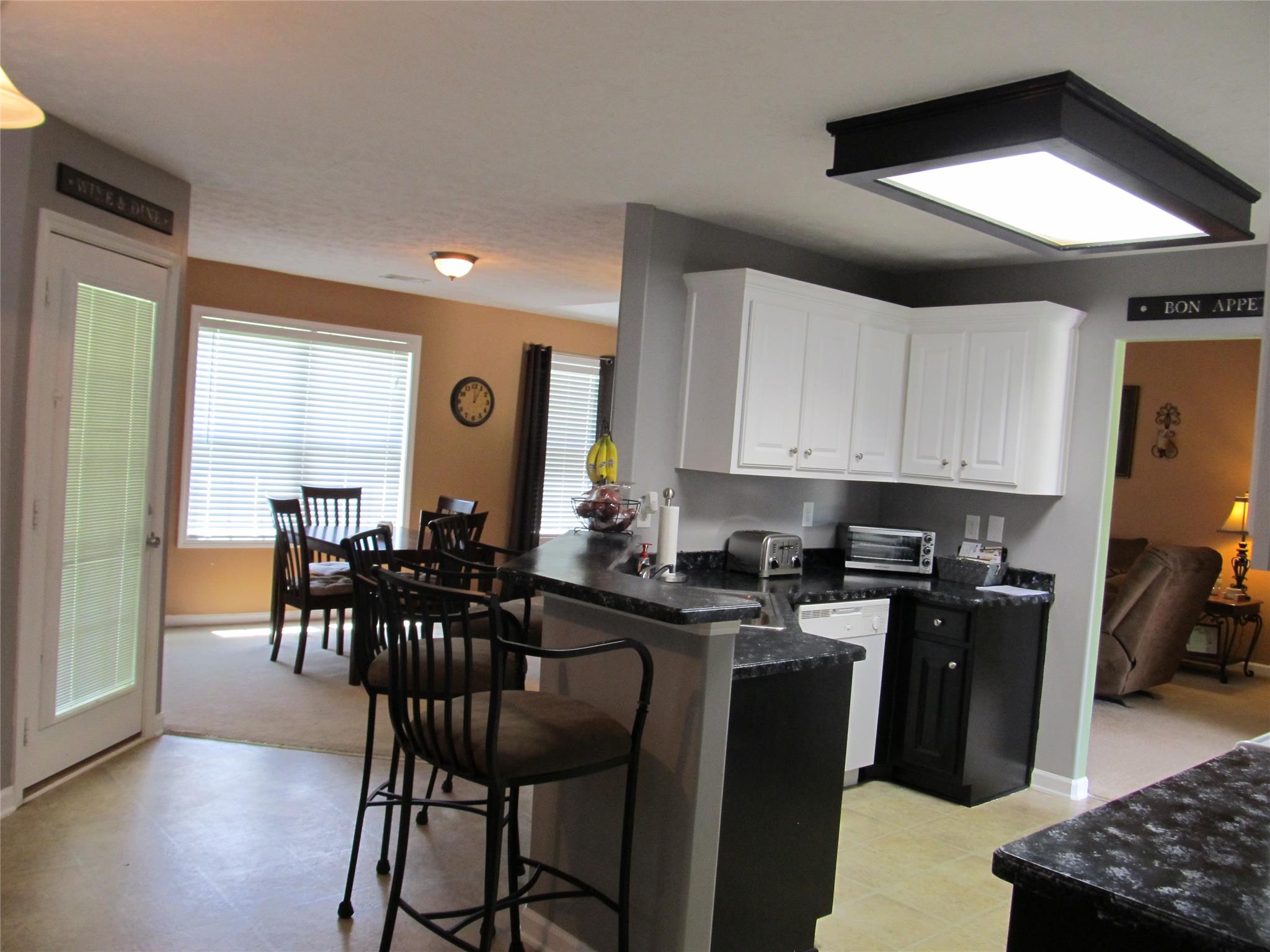 1045 Tia Dr, Bethlehem, GA 30620 photo 8