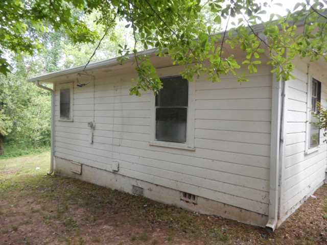103 Keith Cir, Gainesville, GA 30501 photo 2
