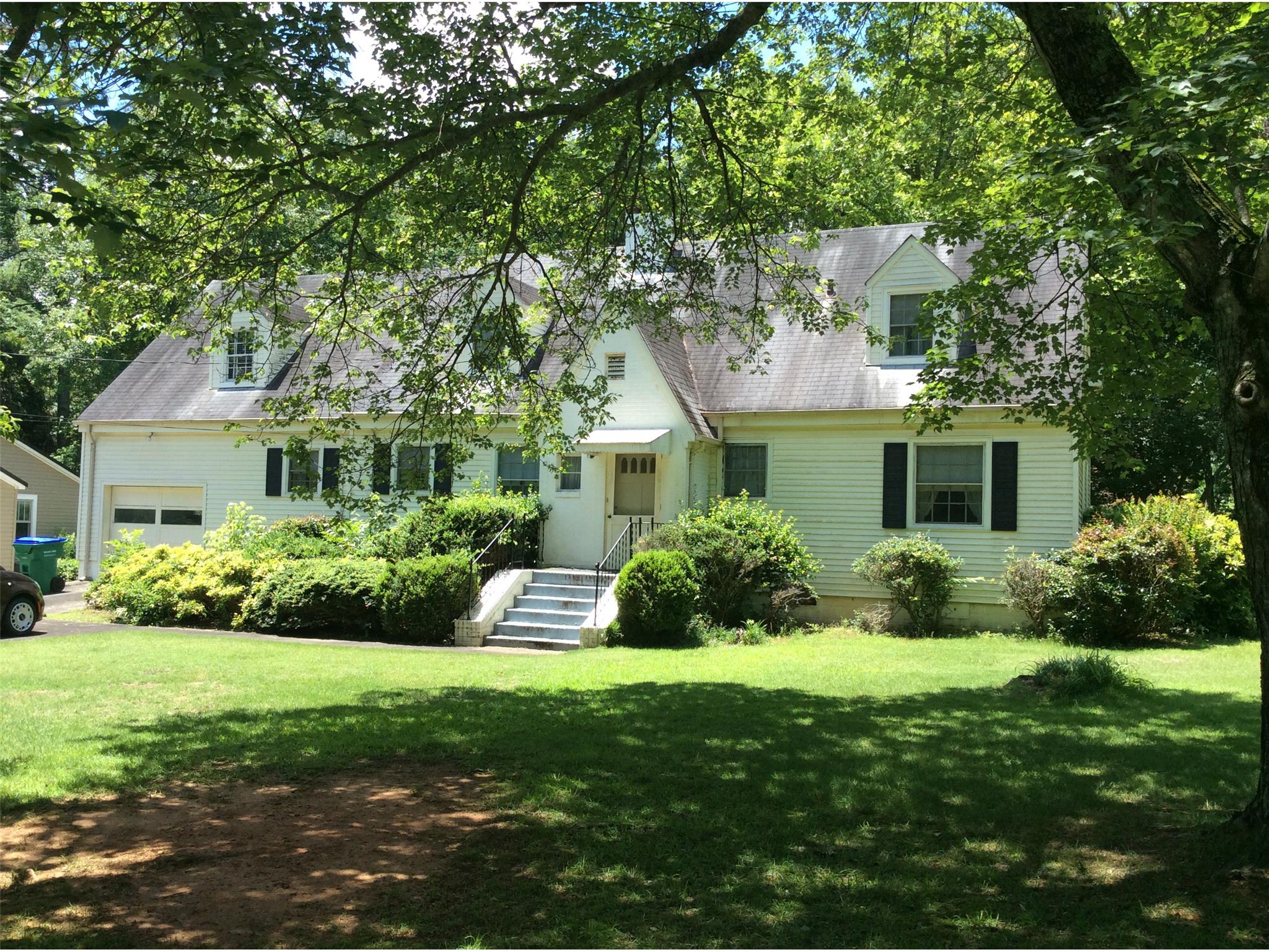 295 Dickson Dr, Jefferson, GA 30549 photo 3