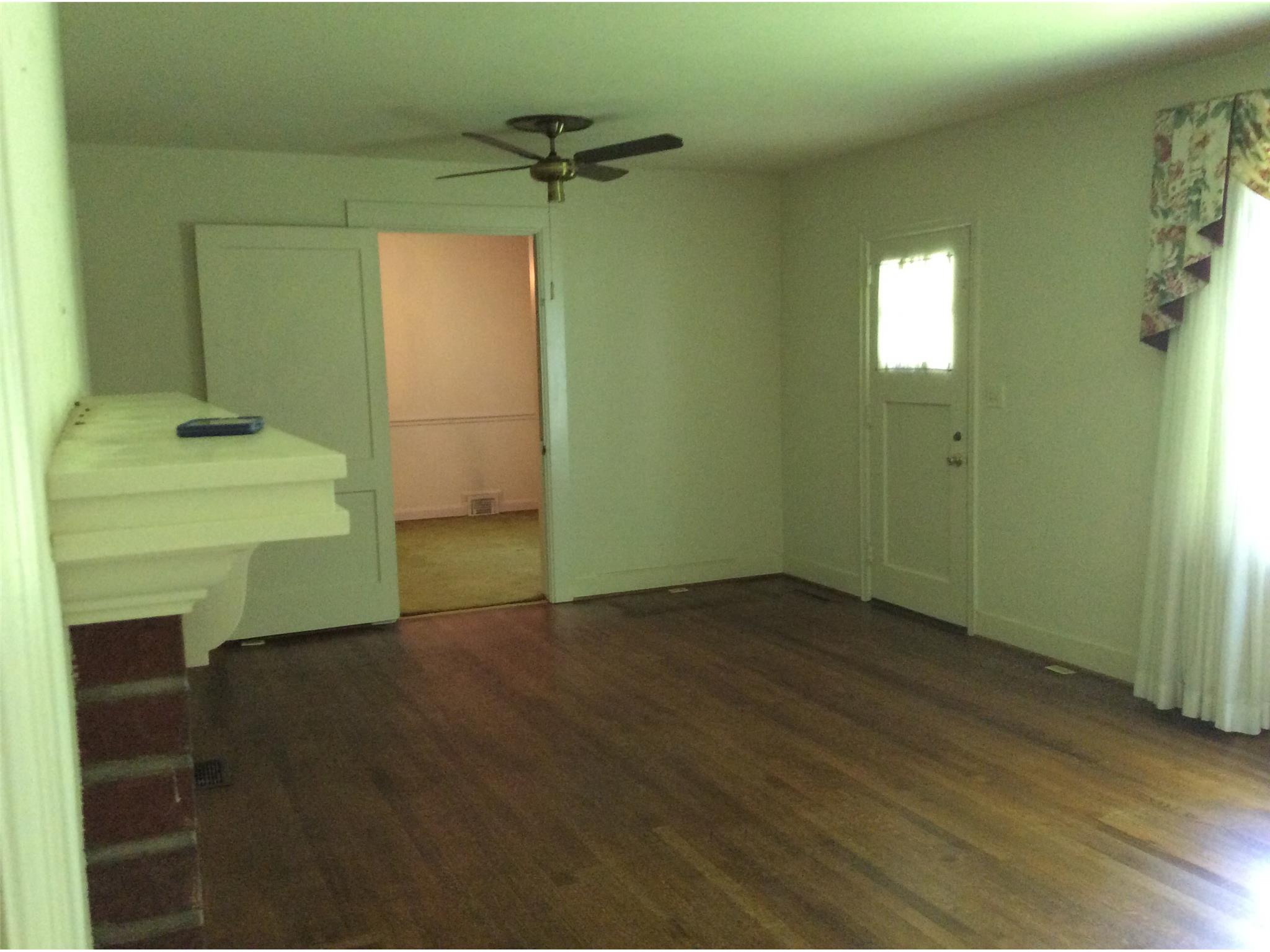 295 Dickson Dr, Jefferson, GA 30549 photo 11