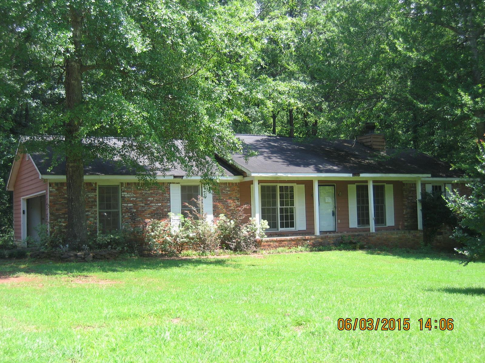 109 Timber Ridge Dr, Lagrange, GA 30240 photo 2