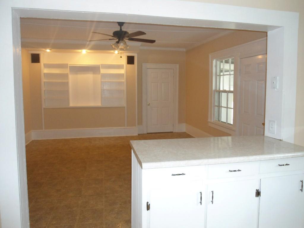 577 Denton St, Thomaston, GA 30286 photo 5