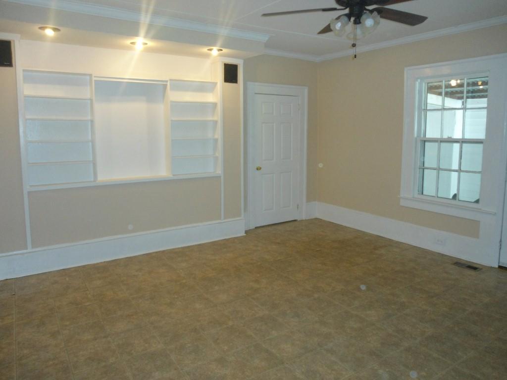 577 Denton St, Thomaston, GA 30286 photo 3
