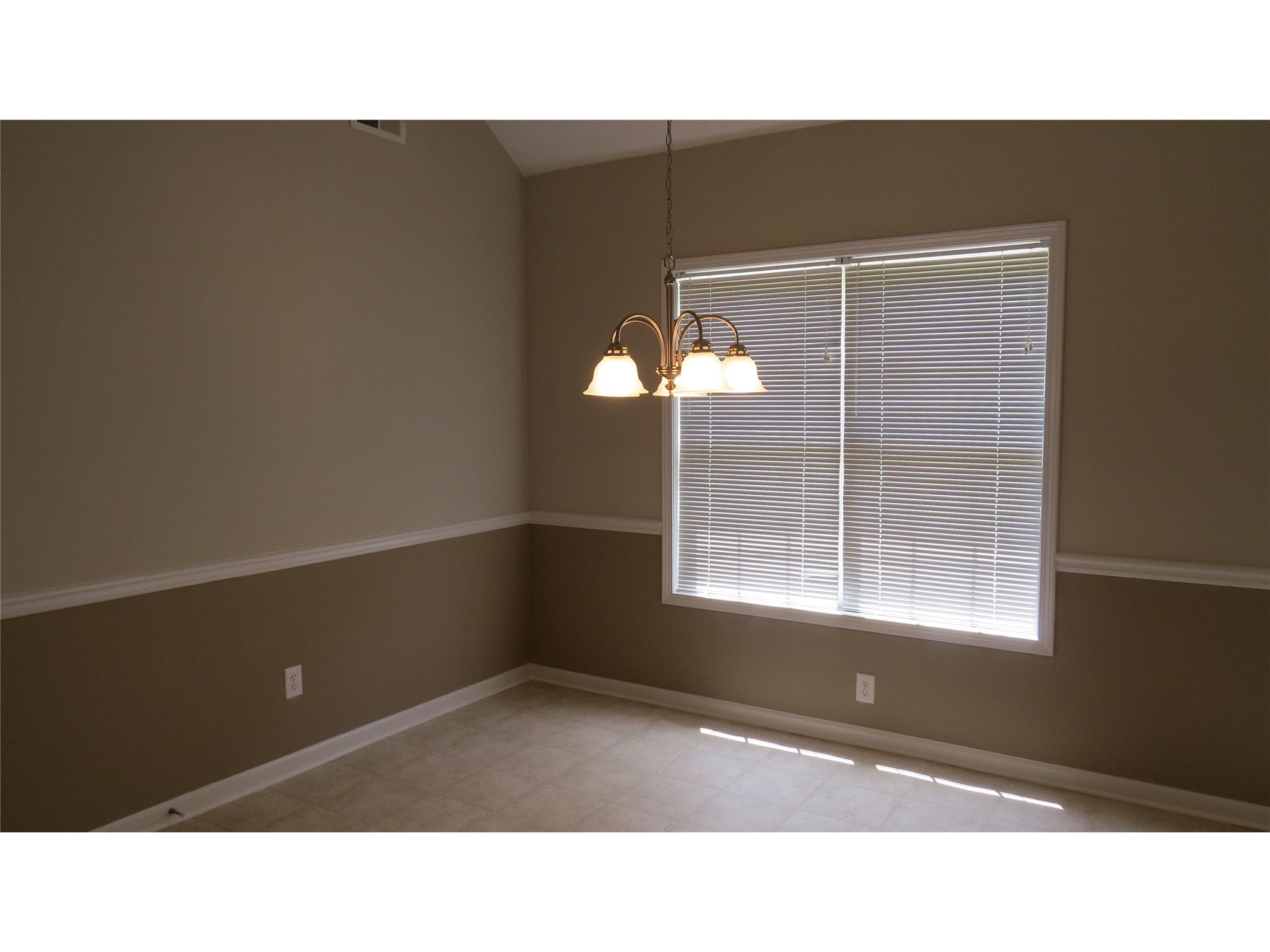 129 Regency Dr, Bethlehem, GA 30620 photo 4