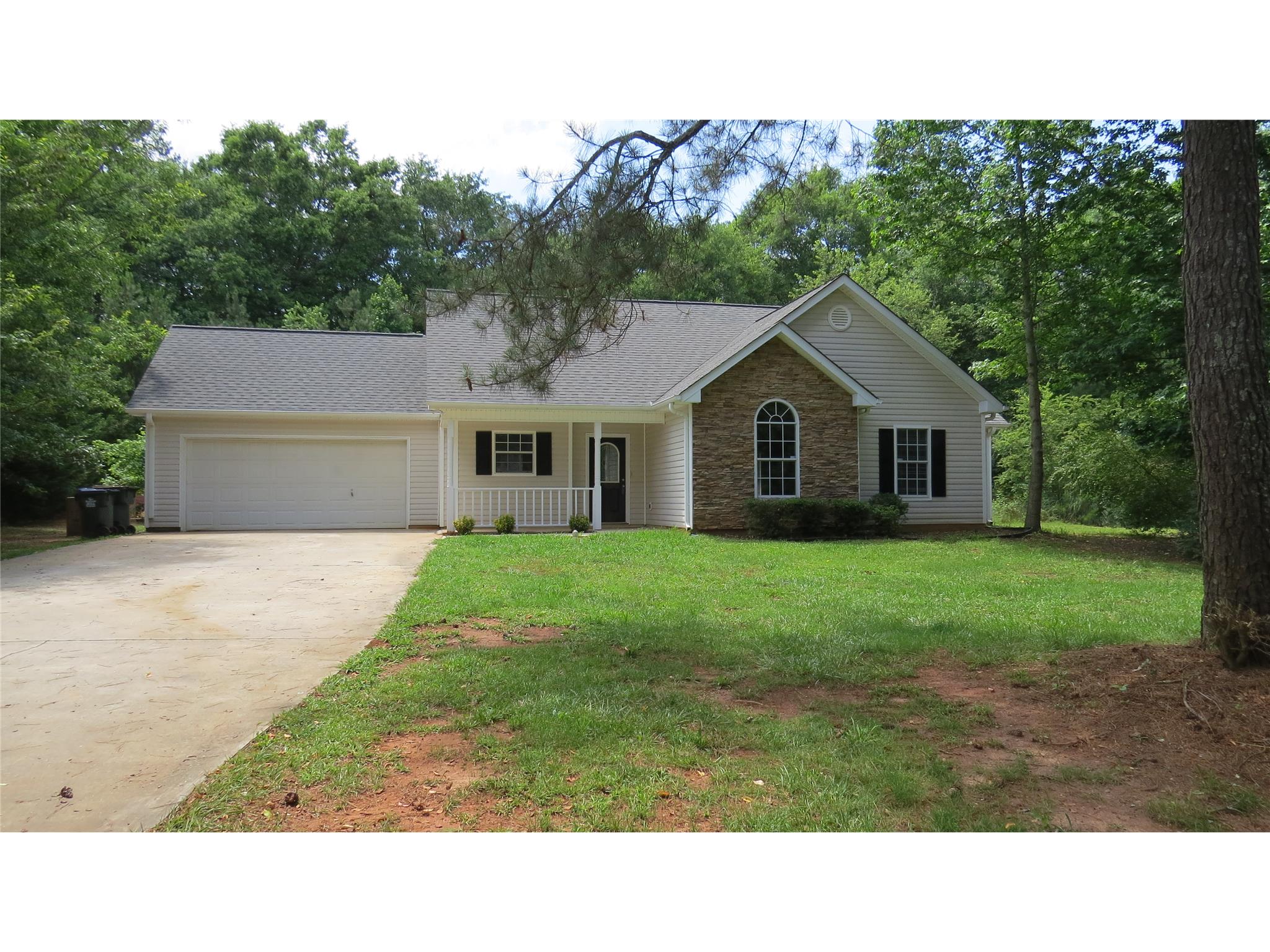 129 Regency Dr, Bethlehem, GA 30620 photo 1