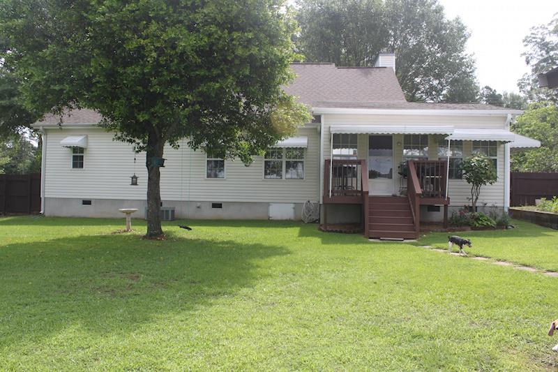 217 Mitchell Dr, Barnesville, GA 30204 photo 2