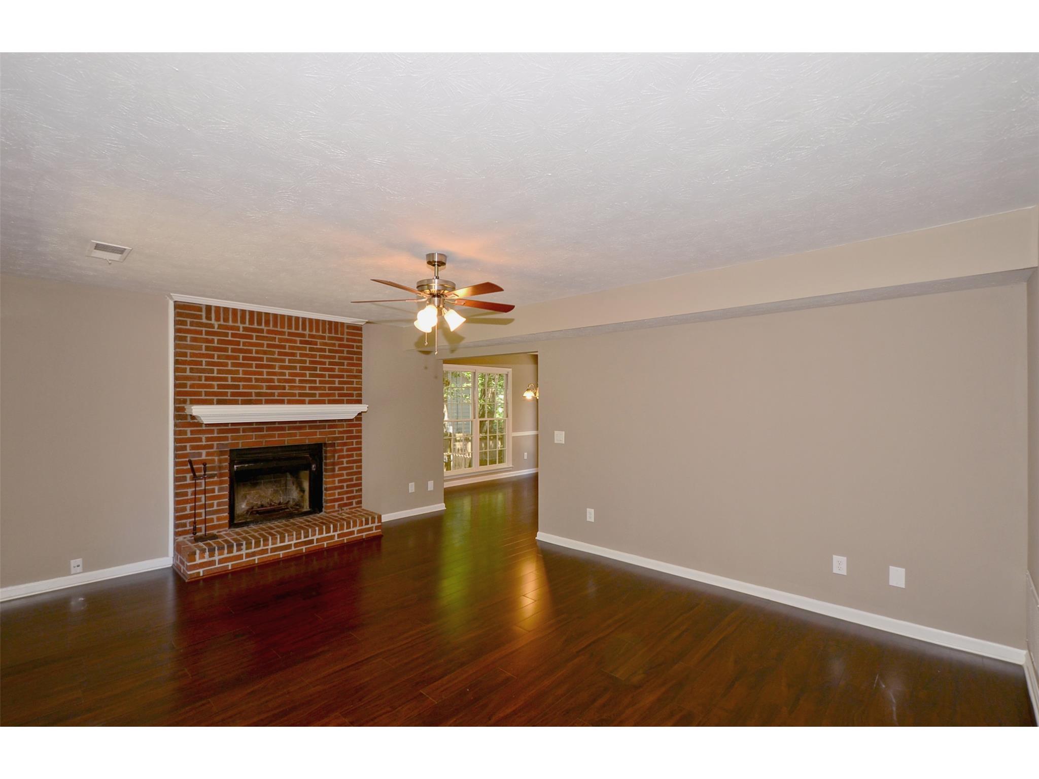 258 Arbour Run, Suwanee, GA 30024 photo 3